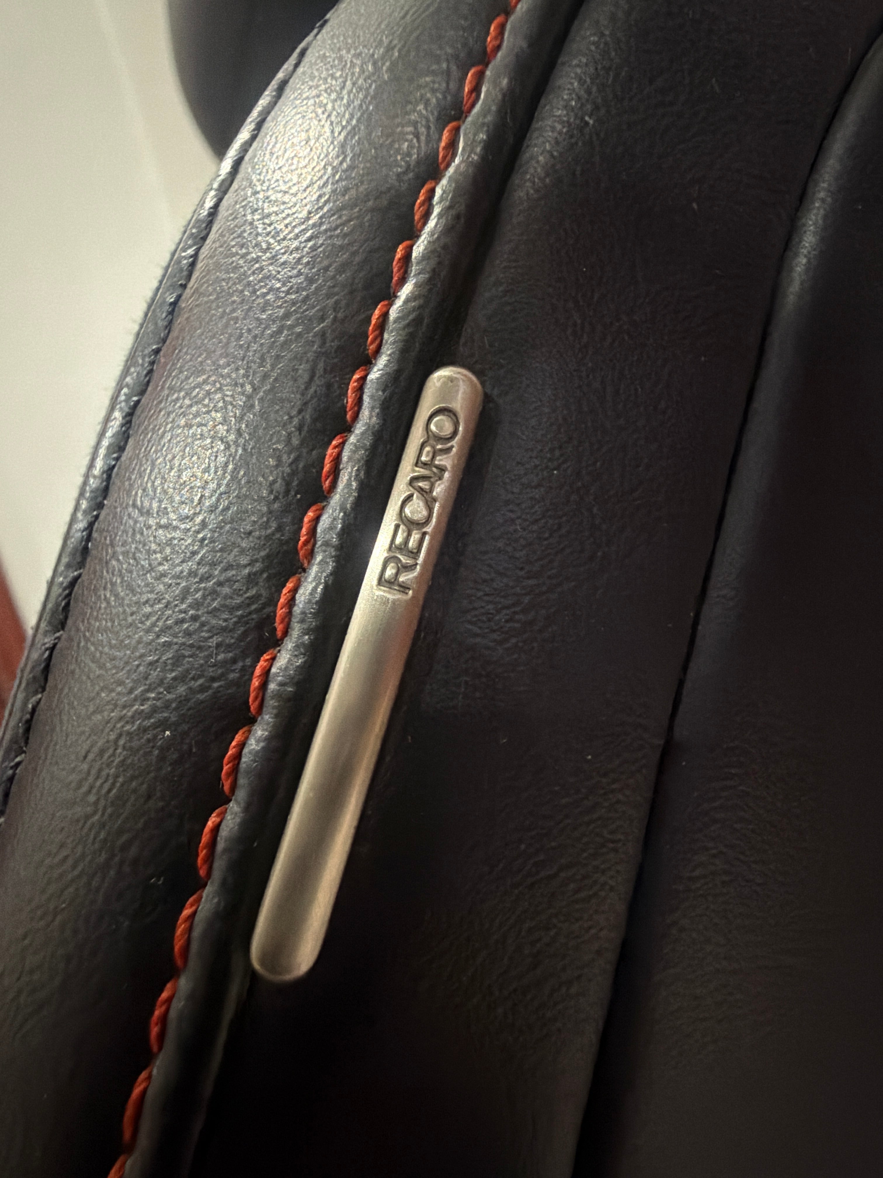 Raptor seats & console